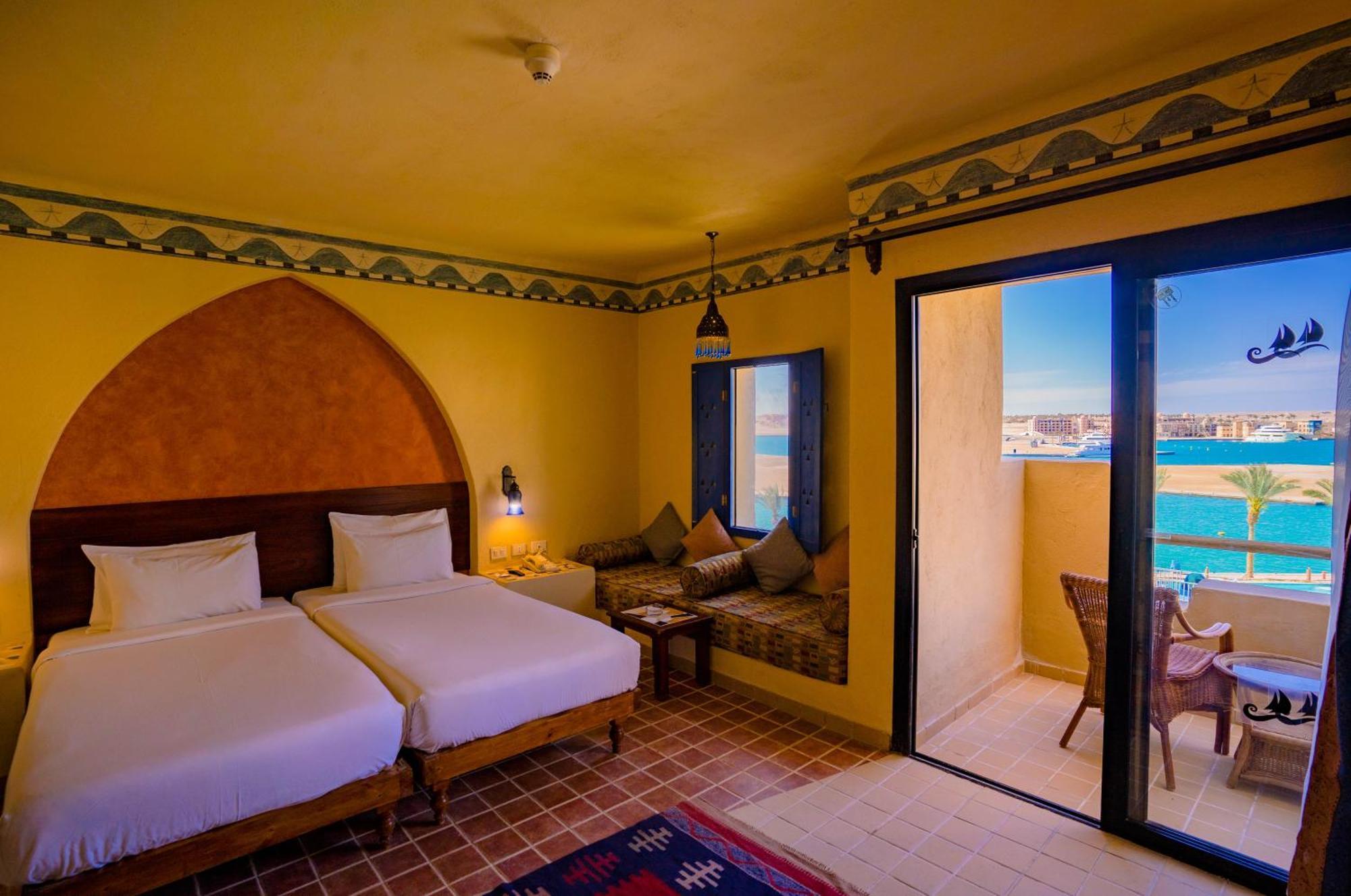 Marina Lodge At Port Ghalib Exterior photo
